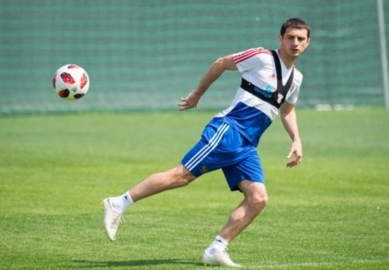 阿尔艾因中场大将伤愈复出，战阿尔希拉尔阵容稳固的简单介绍