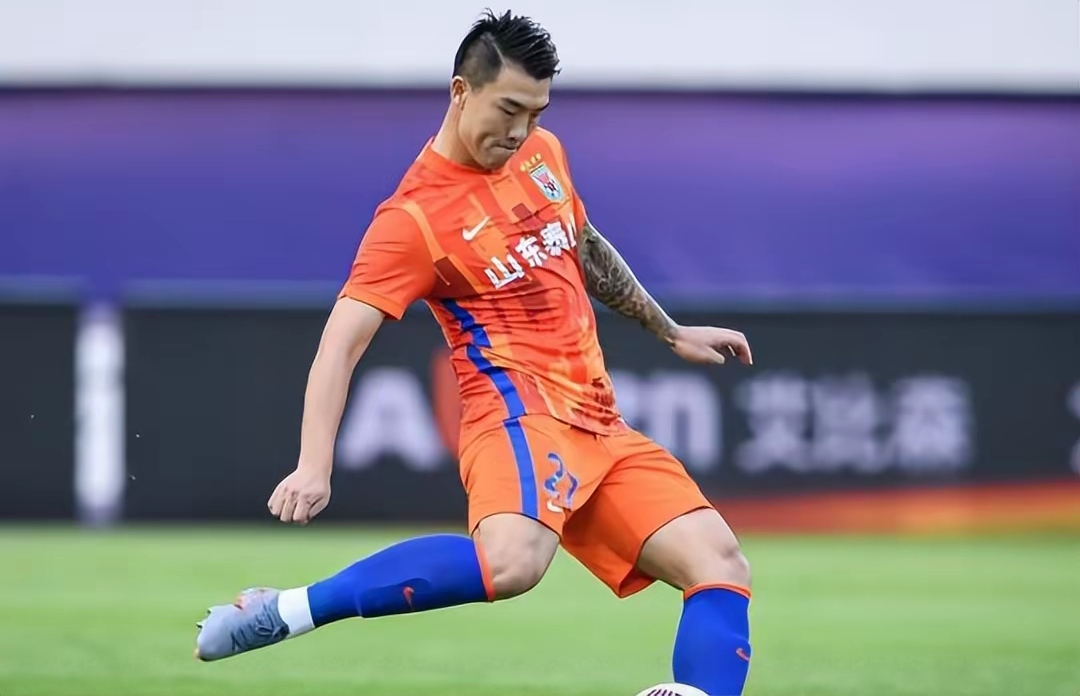 爱游戏官方-上海申花实力游刃，中超劲旅擂台试炼的简单介绍