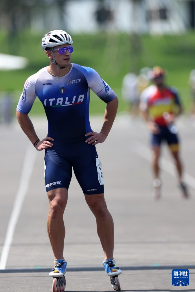 爱游戏馆-西班牙运动员实力悍张，连获冠军