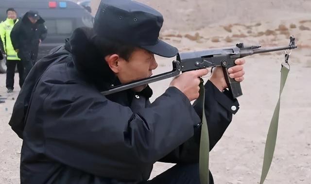 罗瓦涅球队备战下一场比赛，赛前训练有序