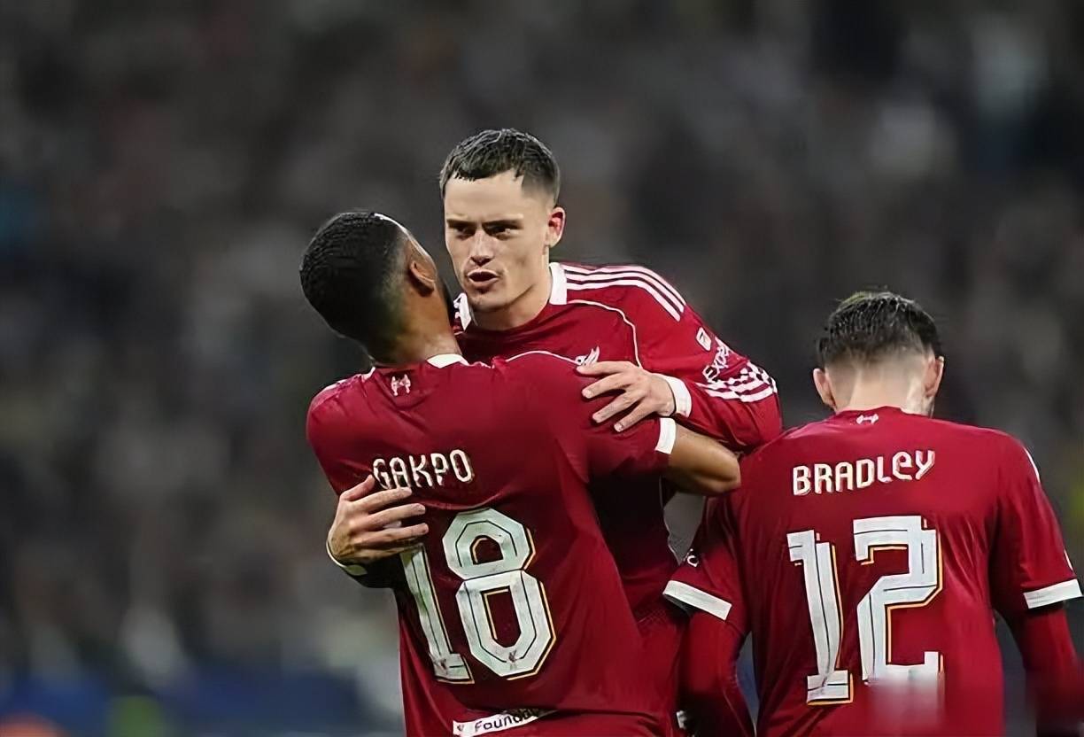 包含利物浦中场大将复出重返赛场，实力不可小觑的词条